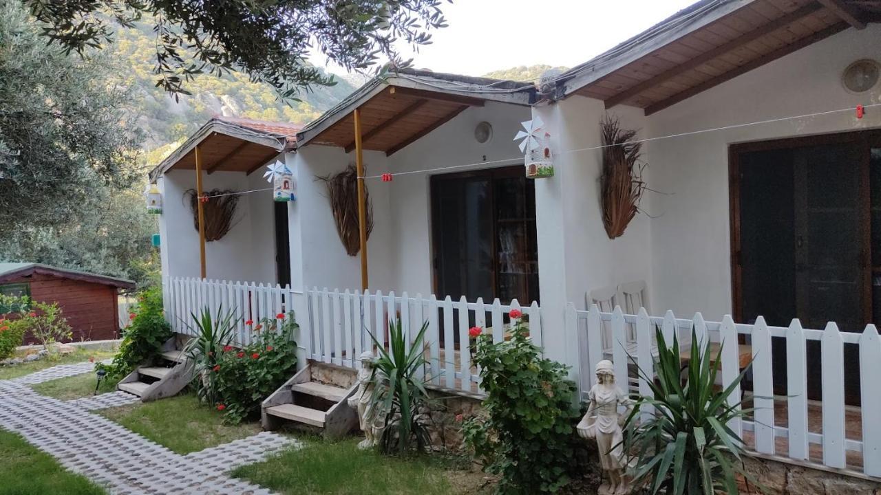 Ata Bungalow Bed and Breakfast Kaş Exterior foto